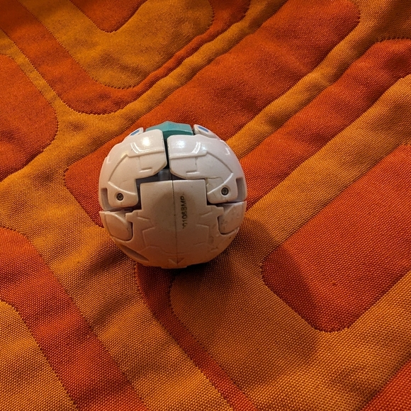 Bakugan Battle Planet. Haos Gorthion Ultra. Transformers ball - Picture 3 of 5
